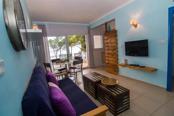 Apartamento Canyelles Marina 3000 Roses Apartment